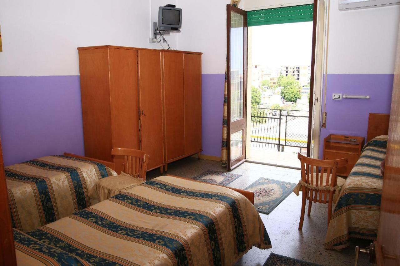 Hotel San Vincenzo 索威拉托玛里纳 外观 照片